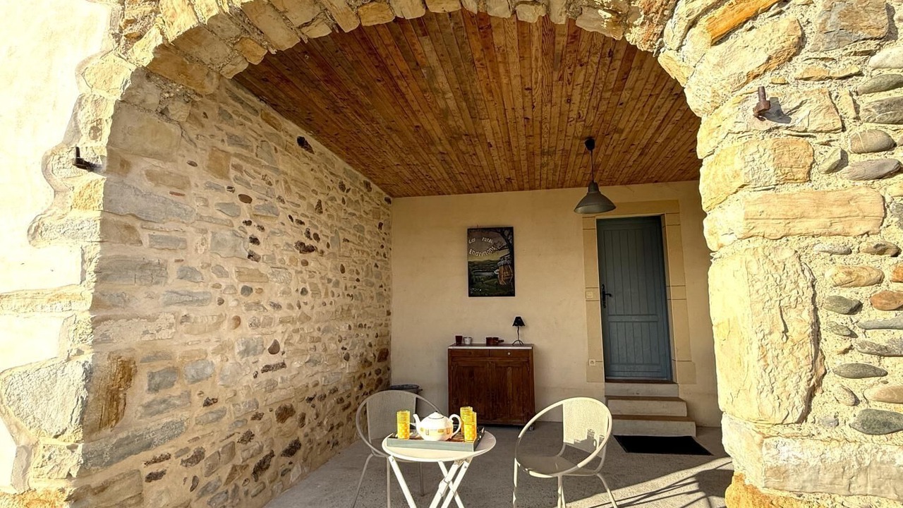 Photo of Outdoor in Viellesegure