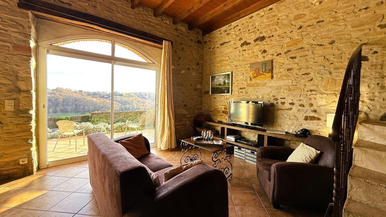 Photo of Livingroom in Viellesegure