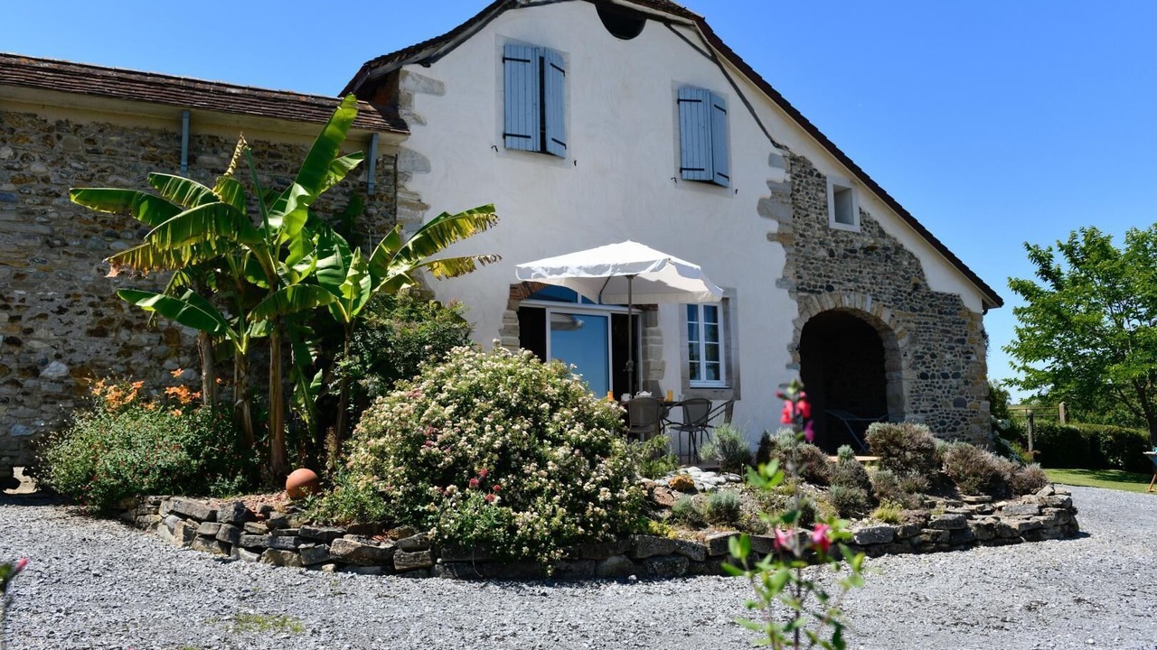 Photo of Outdoor in Viellesegure