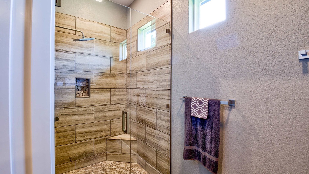 Photo of Bathroom in Kingsland