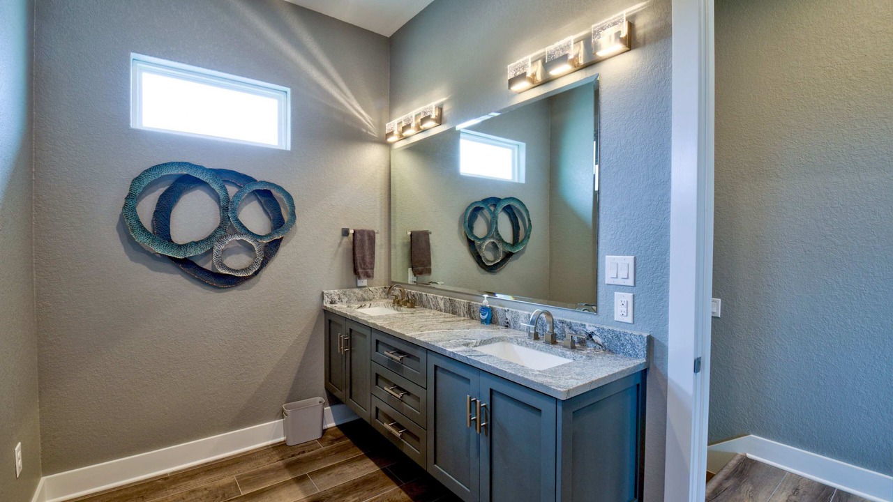 Photo of Bathroom in Kingsland