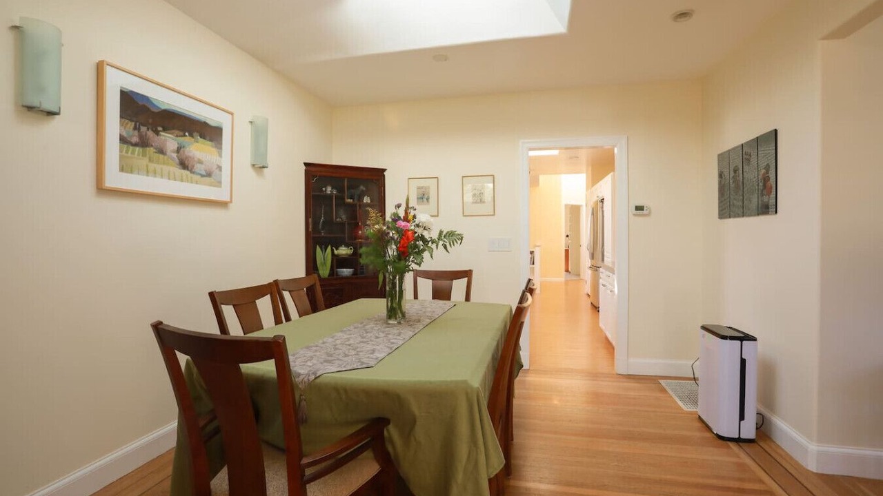 Photo of Others in Sunnyside