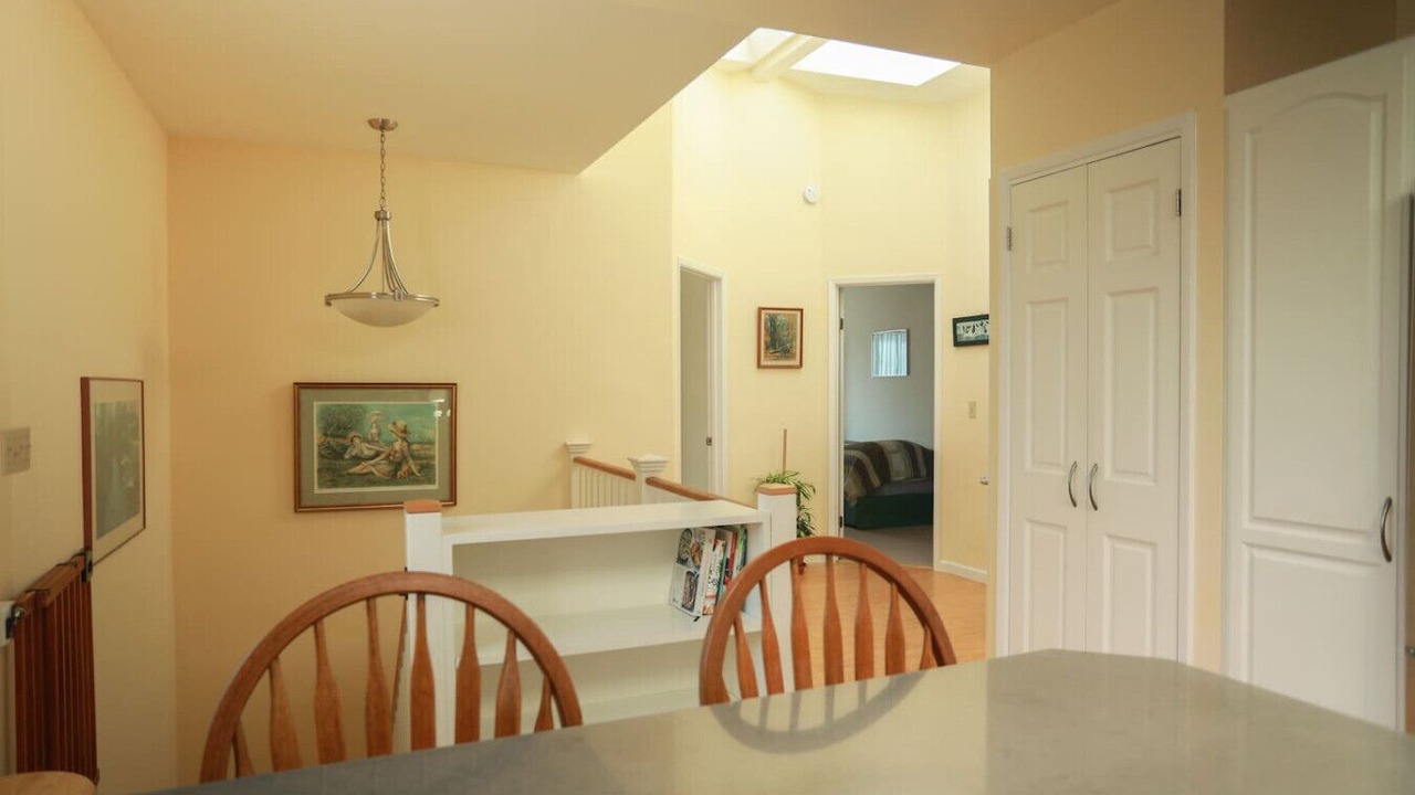 Photo of Others in Sunnyside