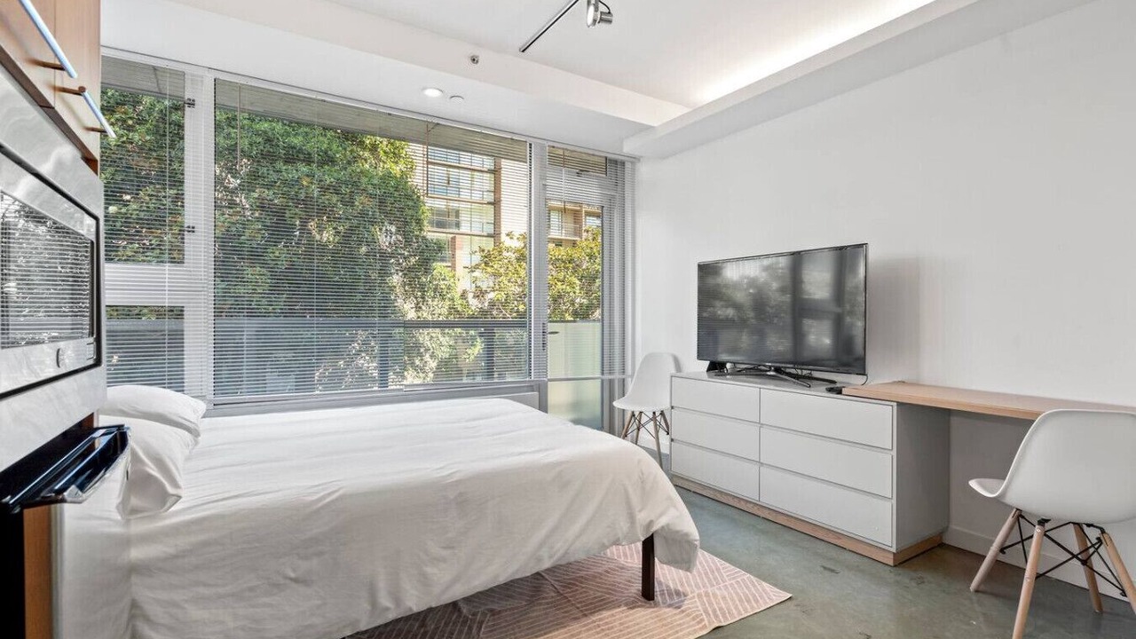 Photo of Bedroom in Downtown San Francisco