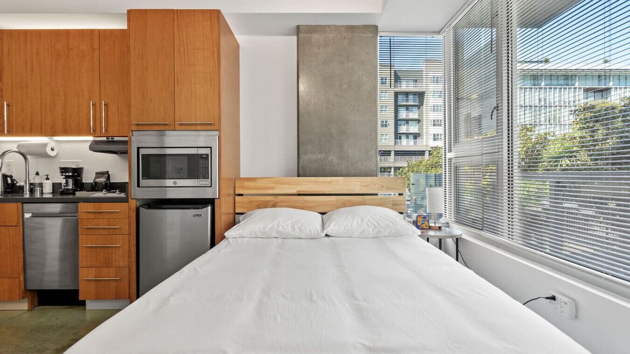 Photo of Bedroom in Downtown San Francisco