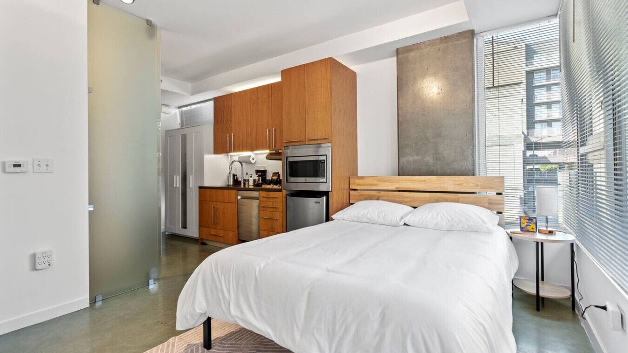 Photo of Bedroom in Downtown San Francisco