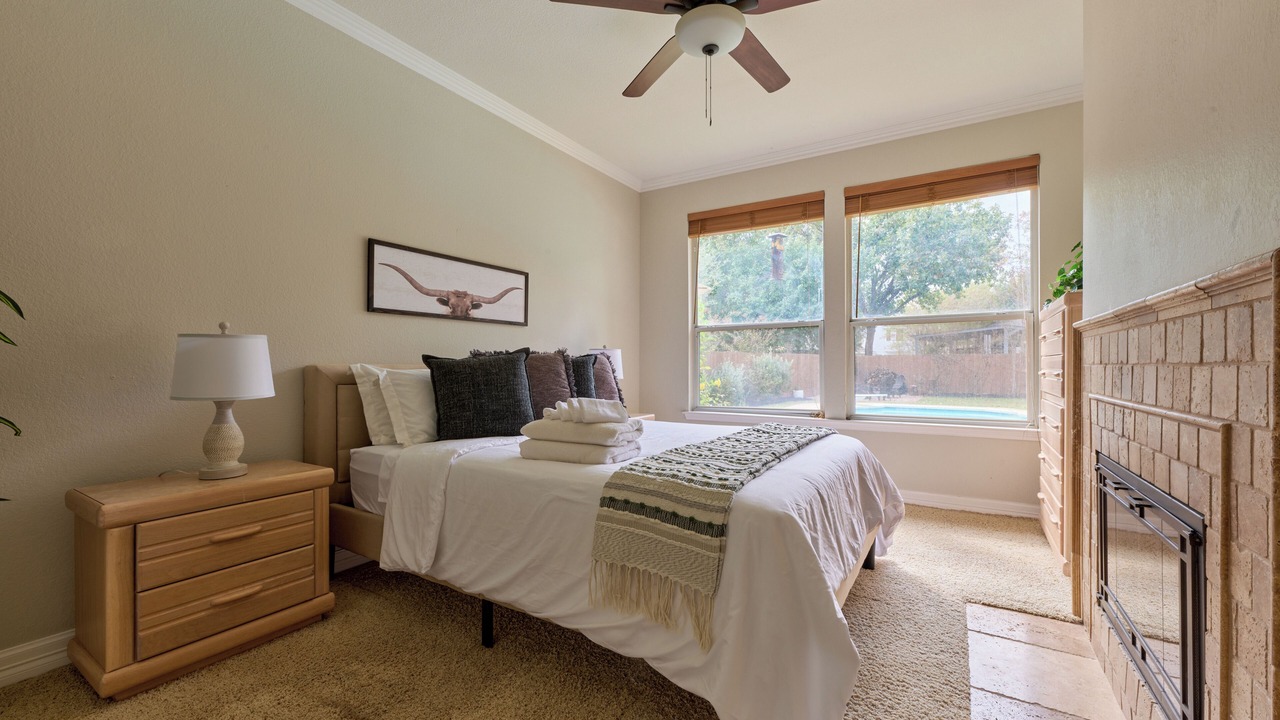 Photo of Bedroom in Deer Creek Ranch