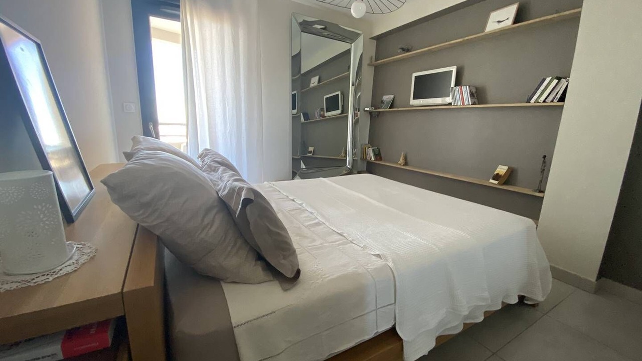 Photo of Bedroom in Le Port
