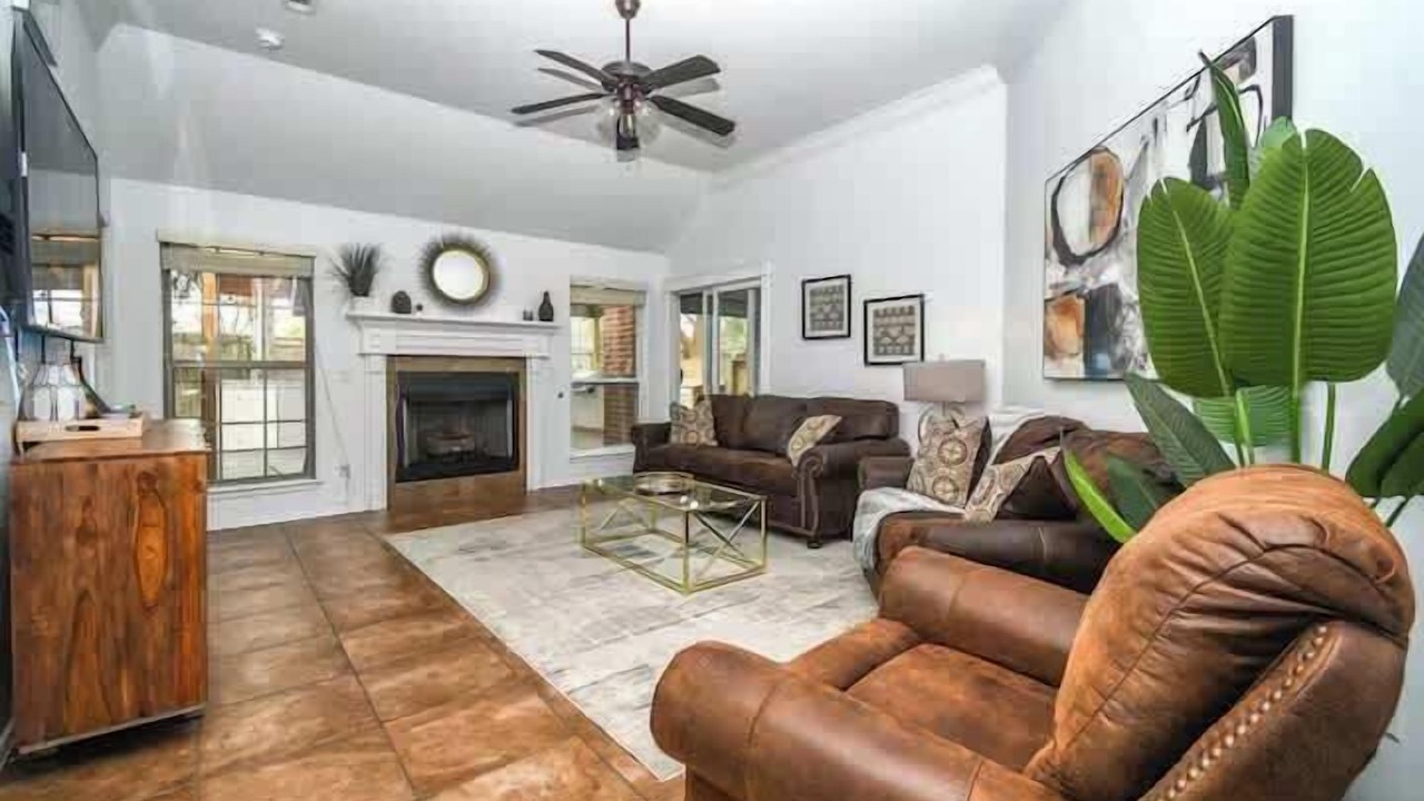 Photo of Livingroom in Siloam Springs