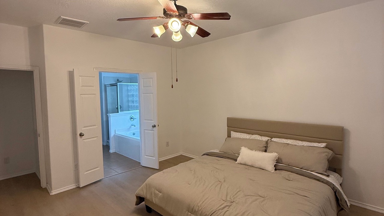 Photo of Bedroom in Barker