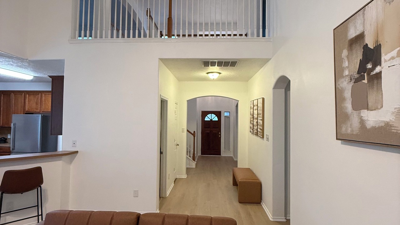 Photo of Livingroom in Barker