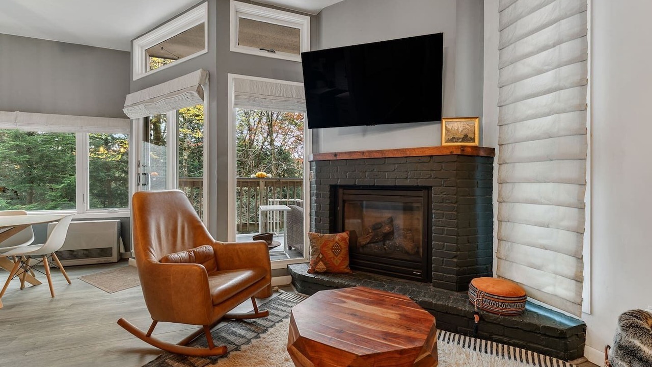 Photo of Livingroom in Warren