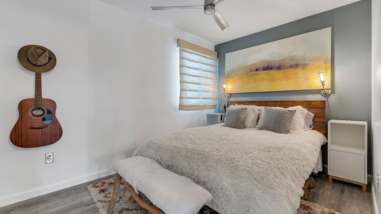 Photo of Bedroom in Warren