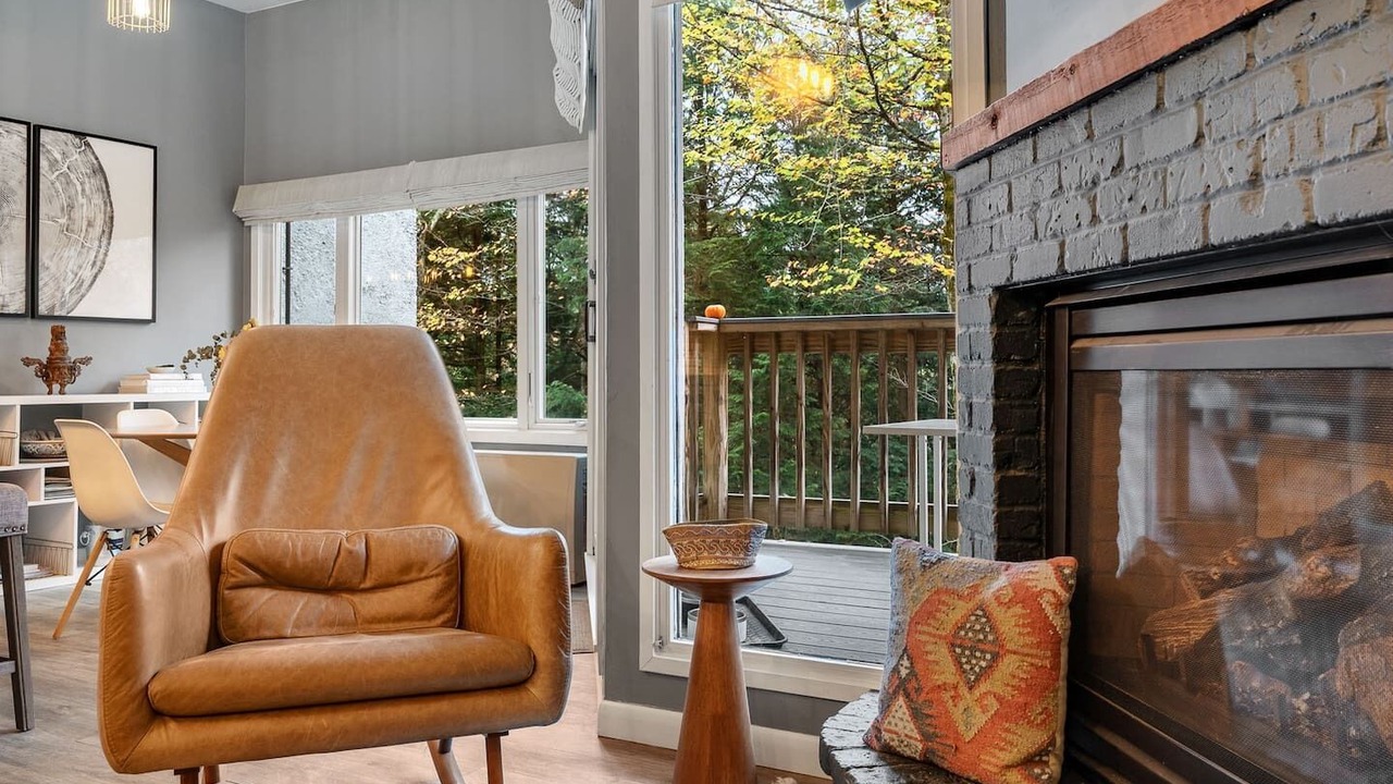 Photo of Livingroom in Warren