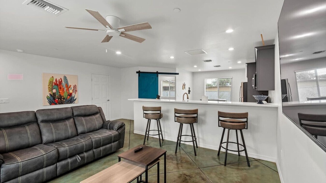 Photo of Livingroom in Menlo Park