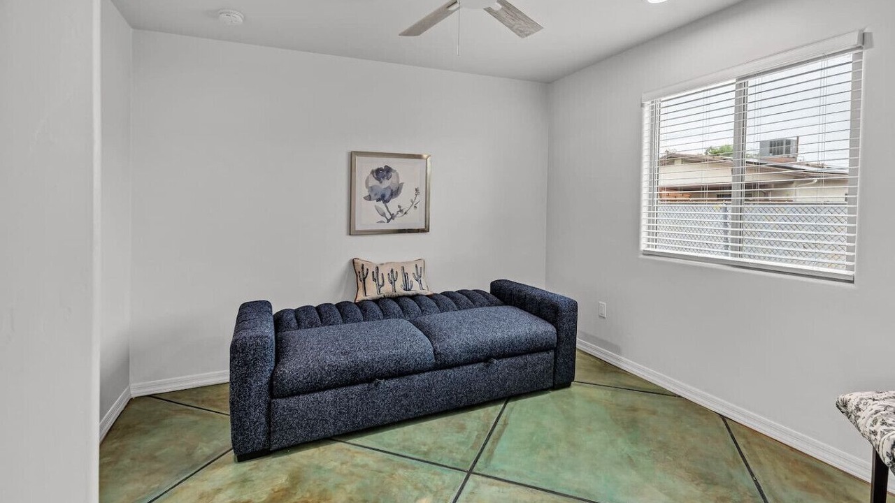 Photo of Livingroom in Menlo Park