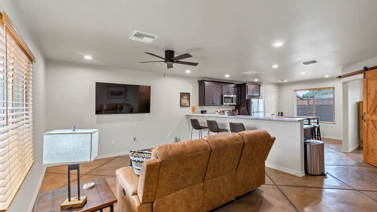 Photo of Livingroom in Menlo Park