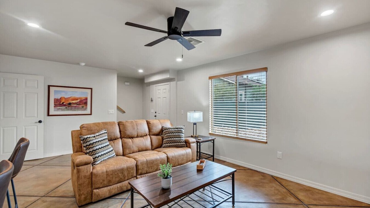Photo of Livingroom in Menlo Park