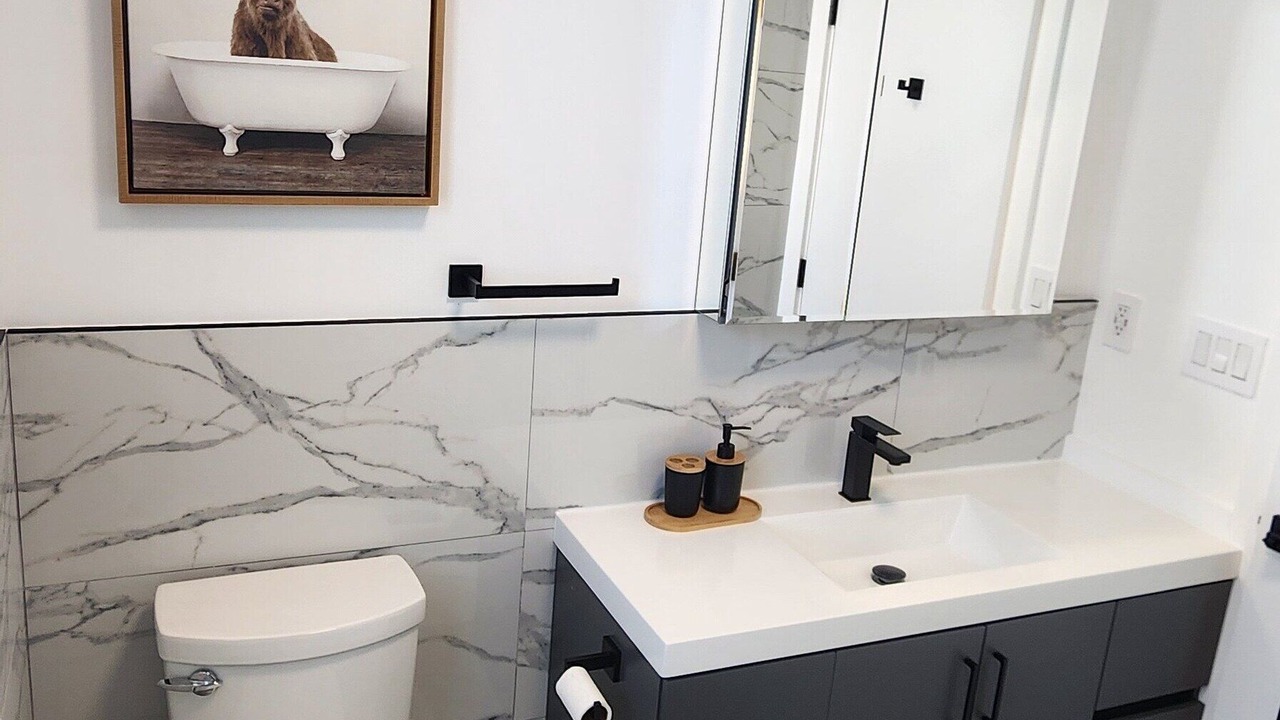 Photo of Bathroom in Linden