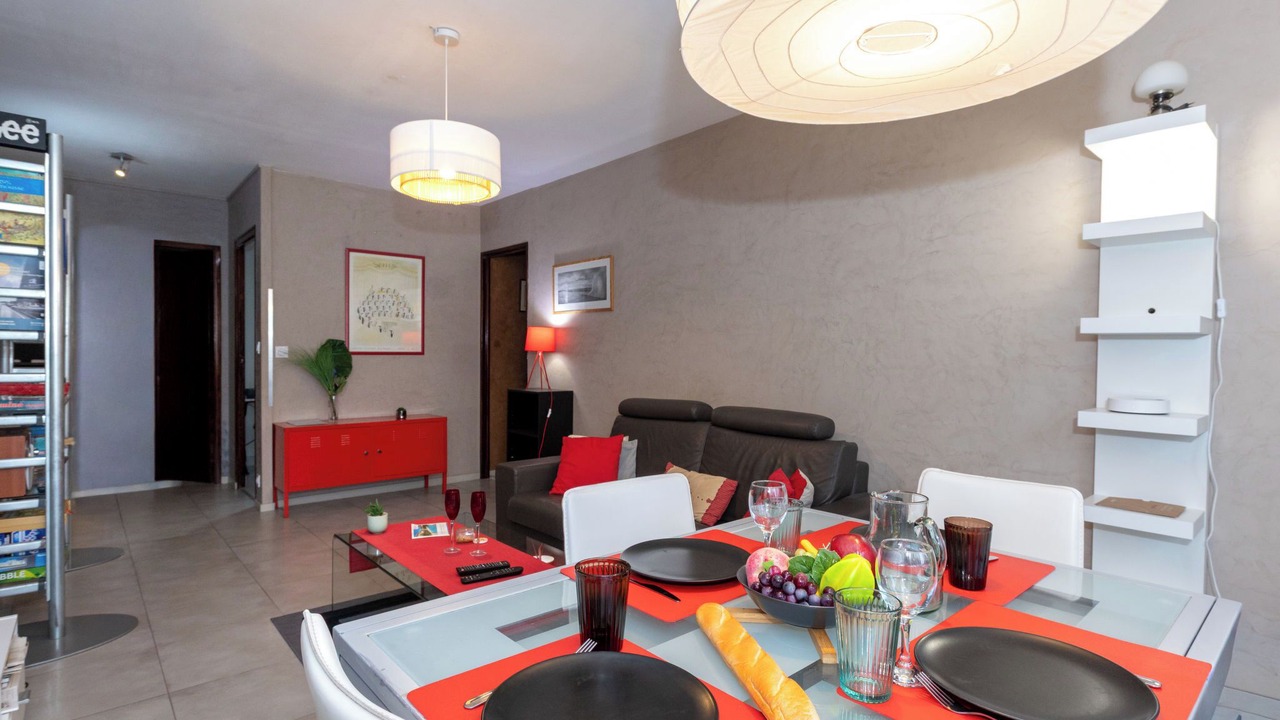 Photo of Bedroom in Saint-Servan