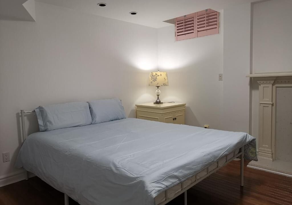Photo of Bedroom in Richmond Hill