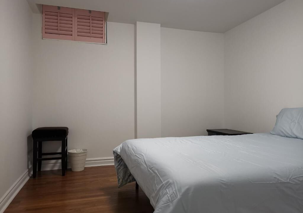 Photo of Bedroom in Richmond Hill