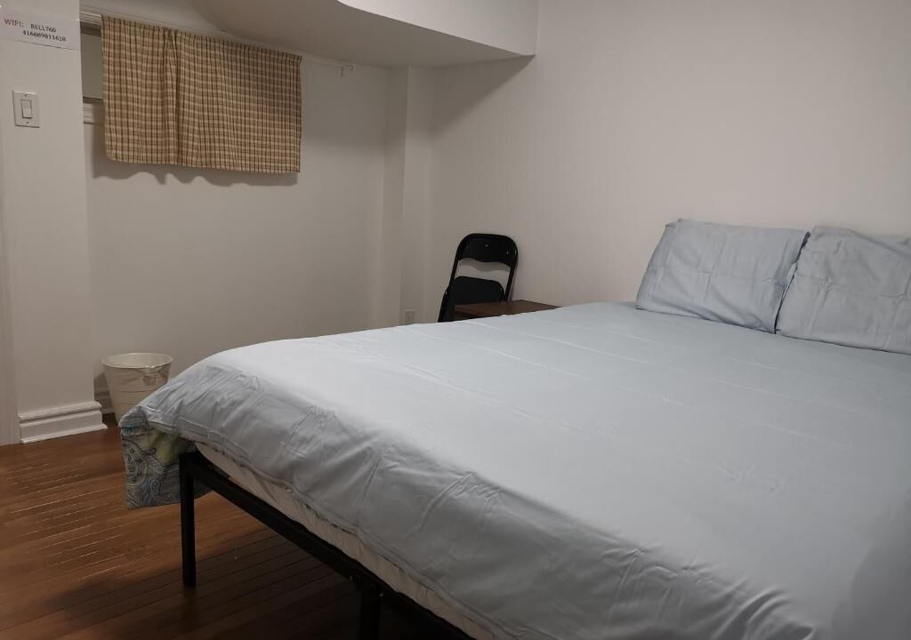 Photo of Bedroom in Richmond Hill