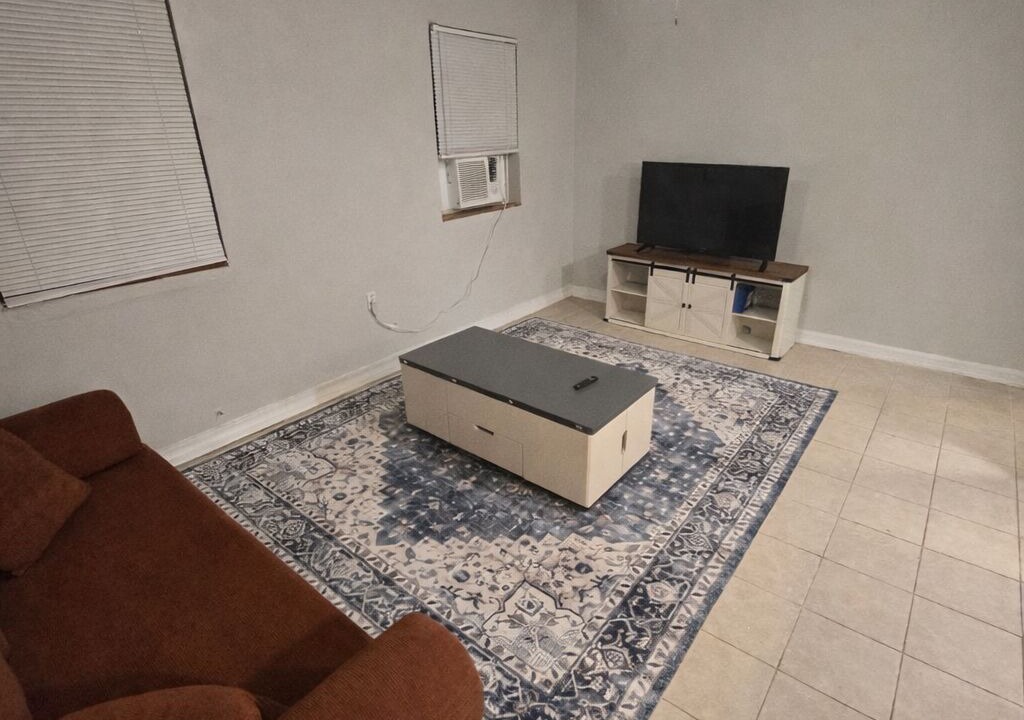 Photo of Livingroom in Navy Point