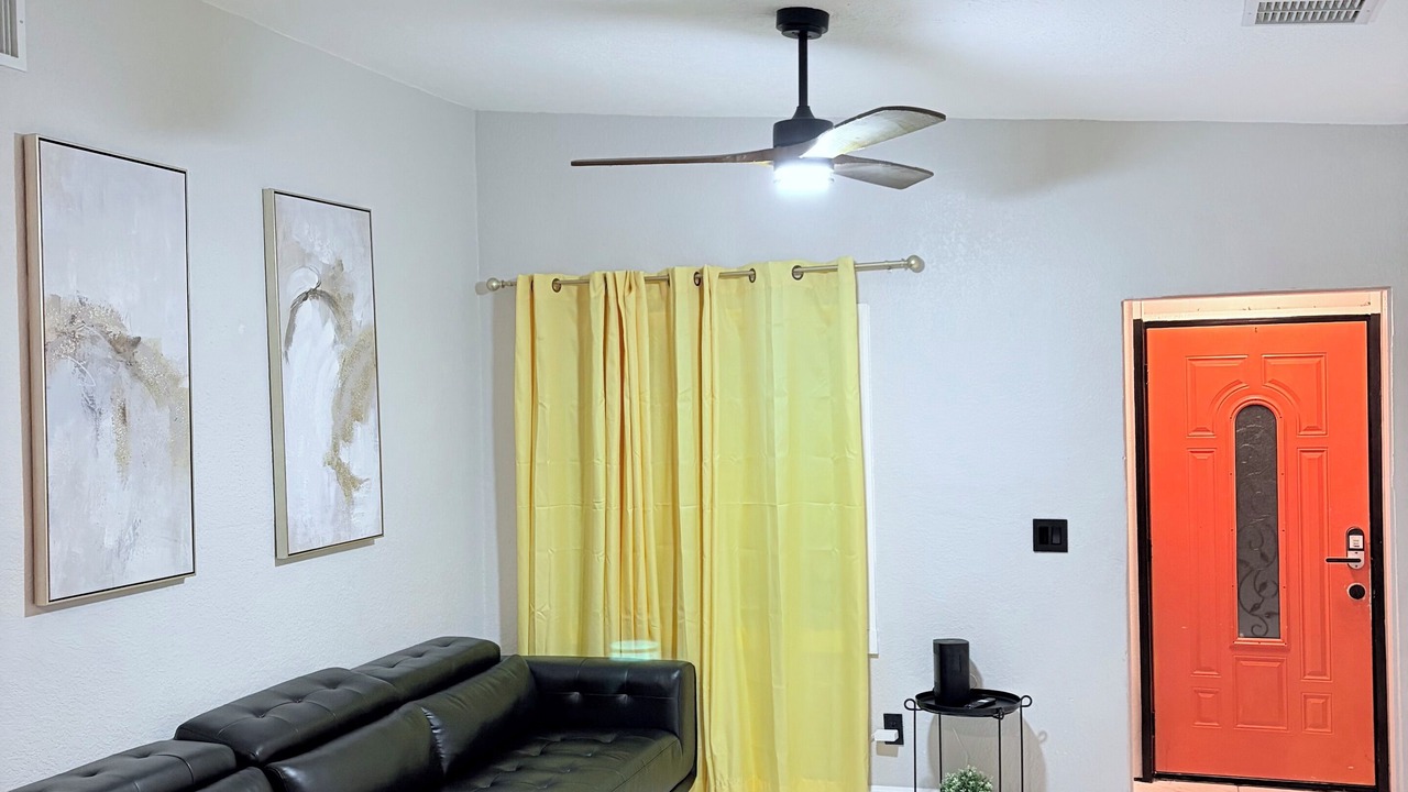 Photo of Livingroom in Southwest Orlando