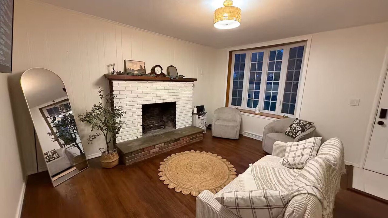 Photo of Livingroom in North Haven