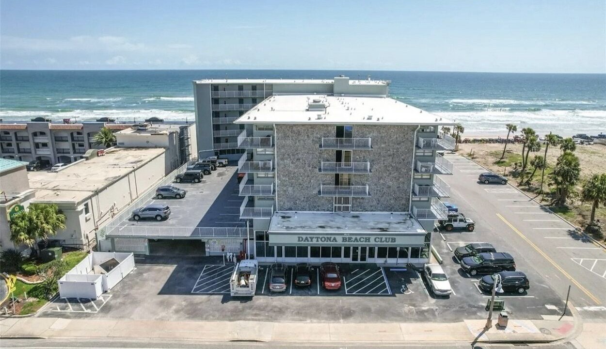 Photo of Others in East Daytona