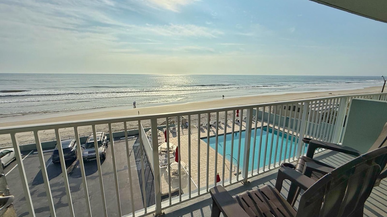 Photo of Patio Balcony in East Daytona