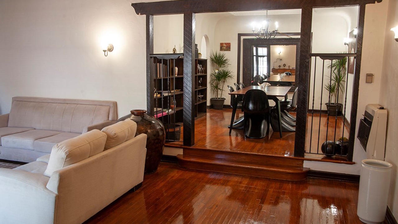 Photo of Livingroom in NoHo Arts District
