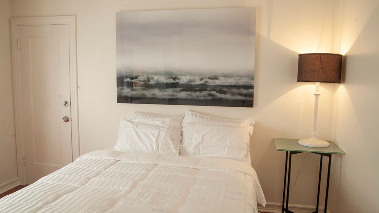 Photo of Bedroom in NoHo Arts District