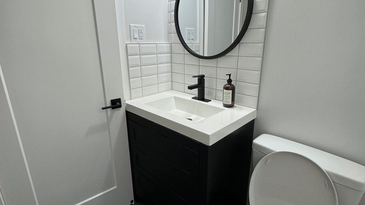 Photo of Bathroom in Vanier