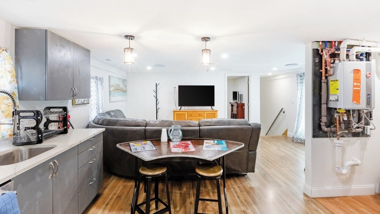 Photo of Others in Orange