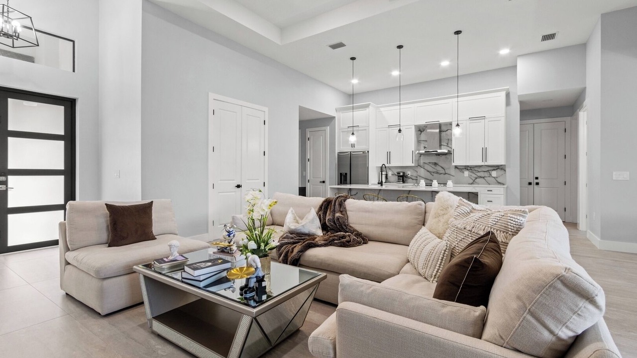 Photo of Livingroom in Burnt Store