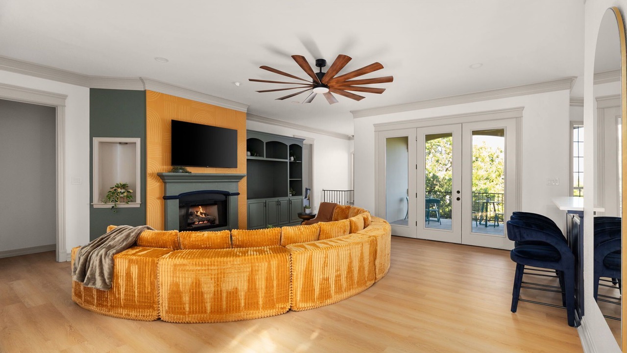 Photo of Bedroom in Lakeway