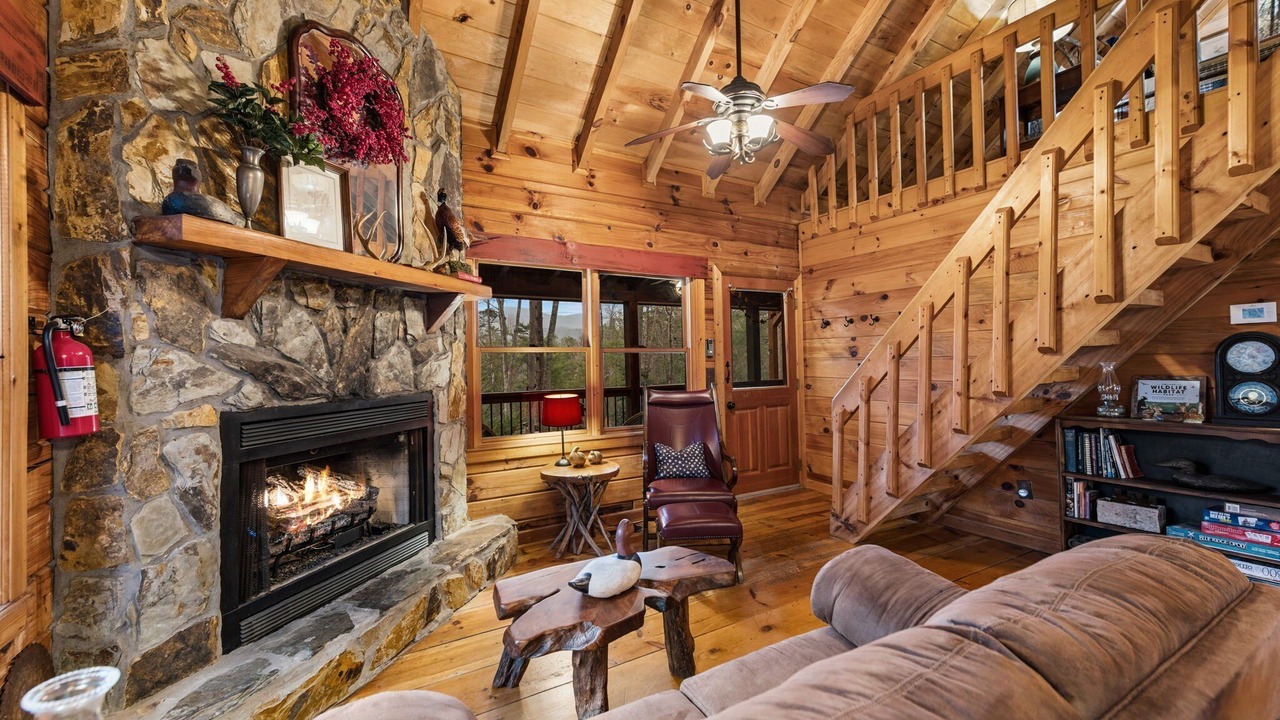 Photo of Livingroom in Hidden Lake