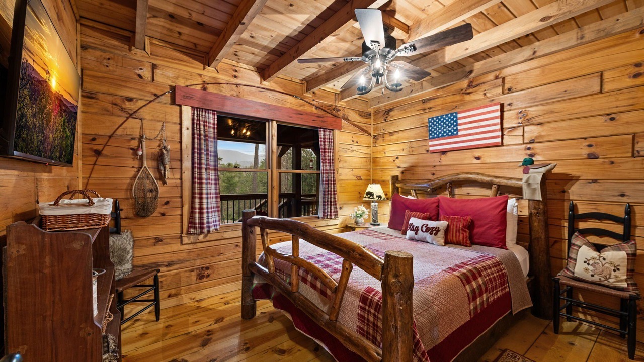 Photo of Bedroom in Hidden Lake