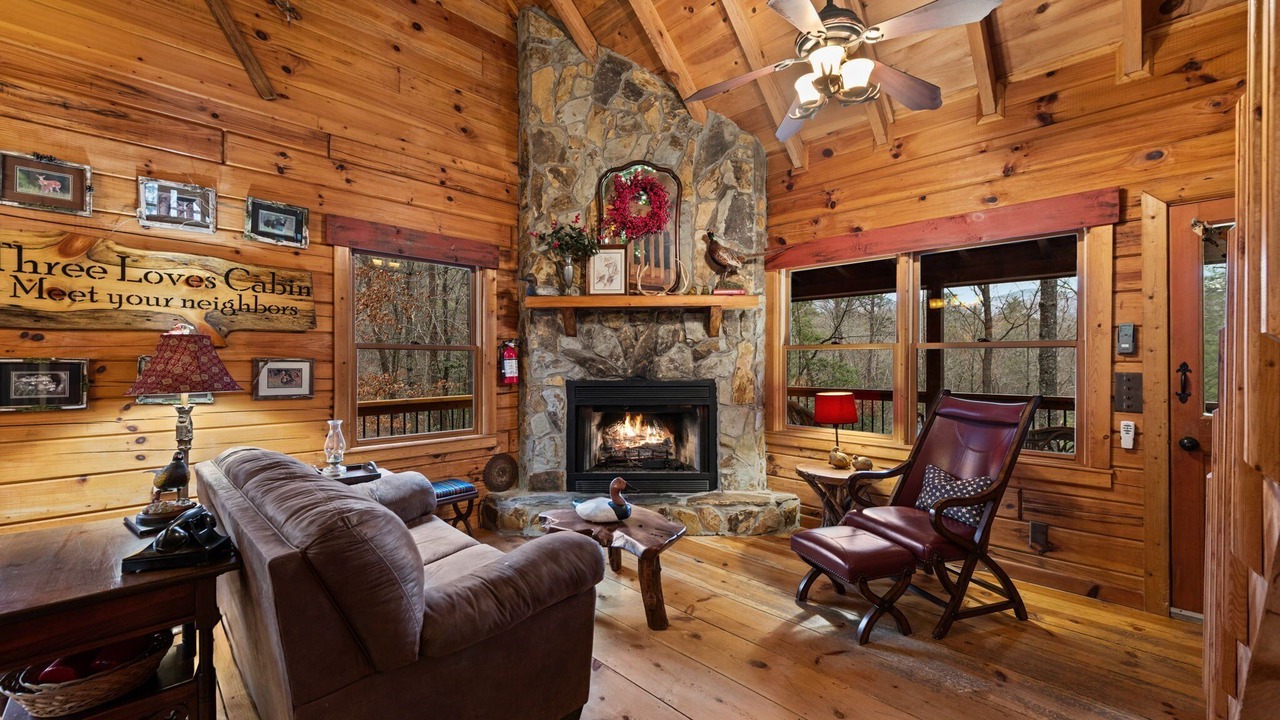 Photo of Livingroom in Hidden Lake