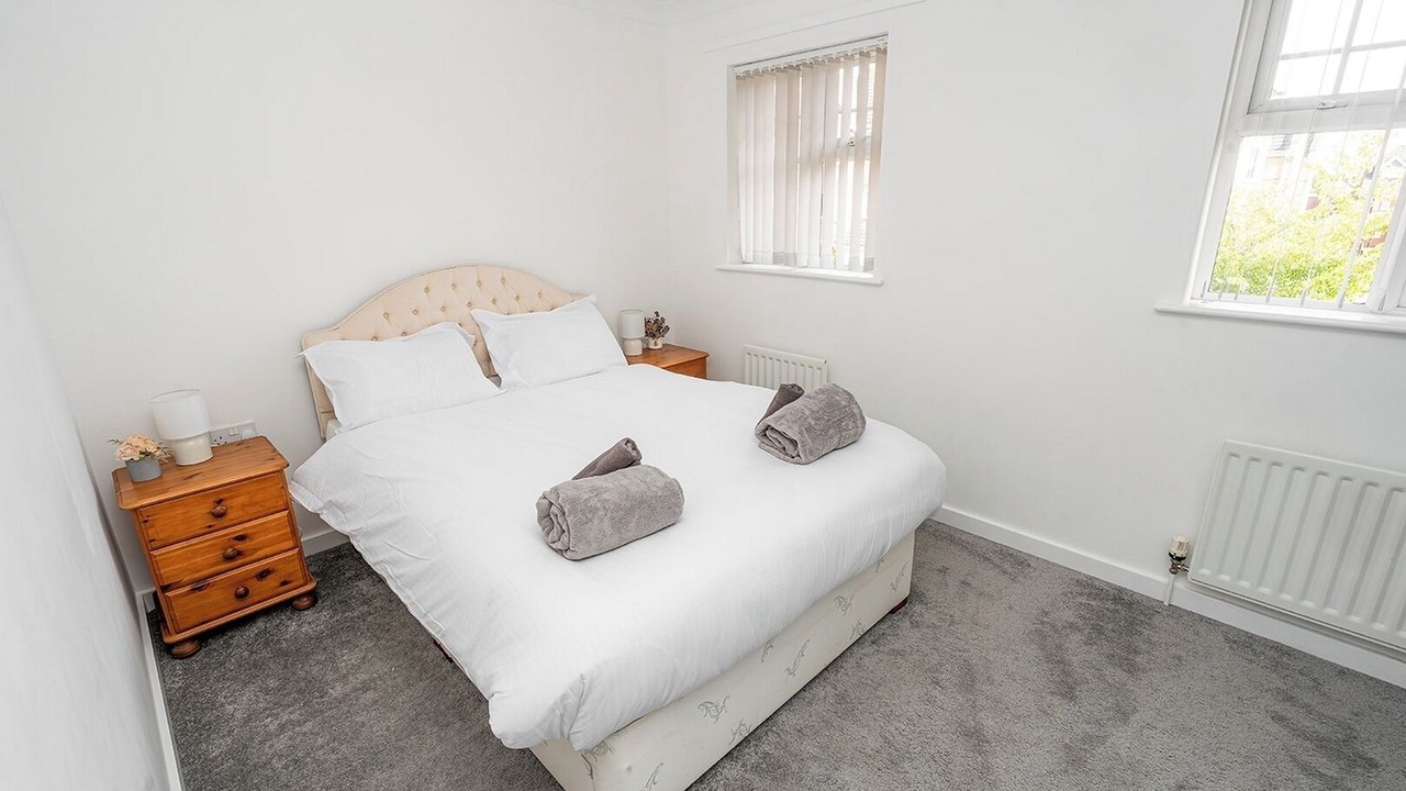 Photo of Bedroom in Sherborne St. John