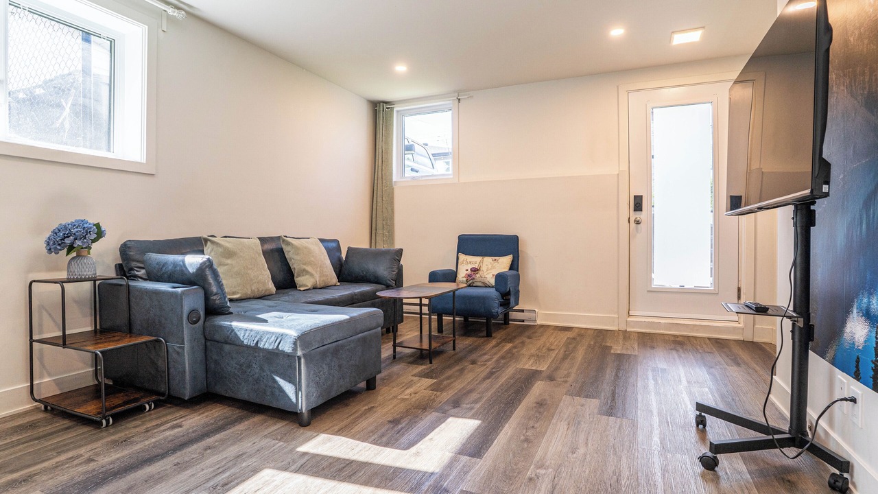 Photo of Livingroom in Lafleche