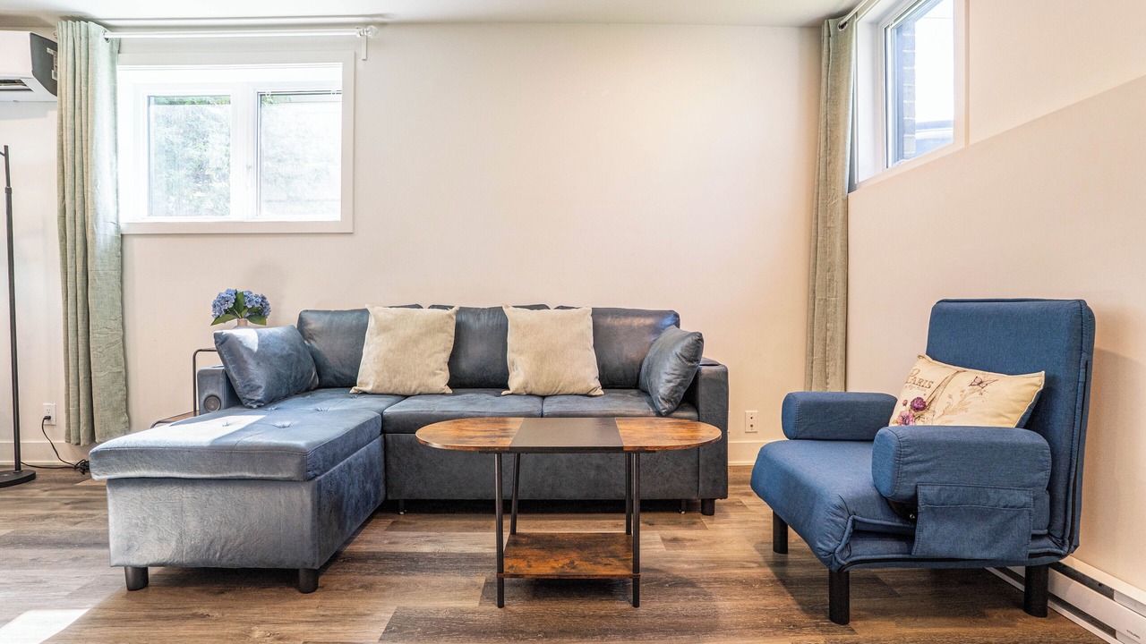 Photo of Livingroom in Lafleche