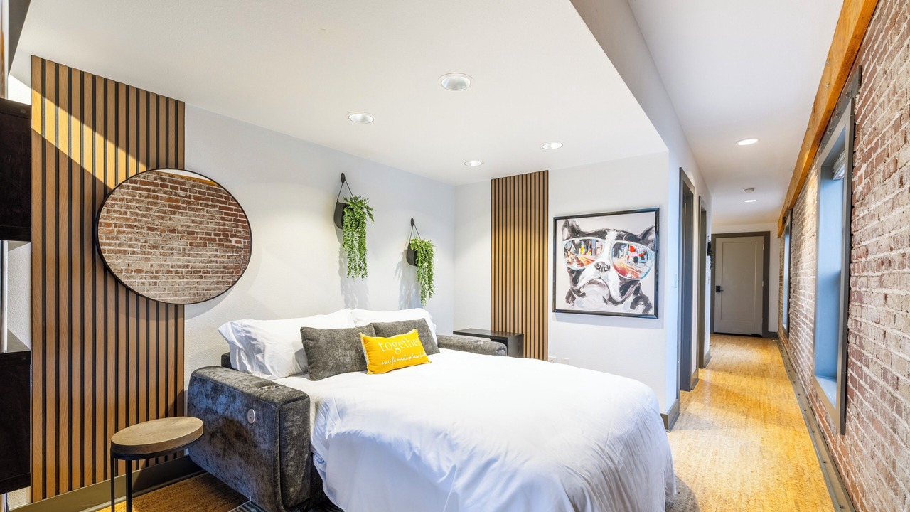 Photo of Bedroom in Rogers