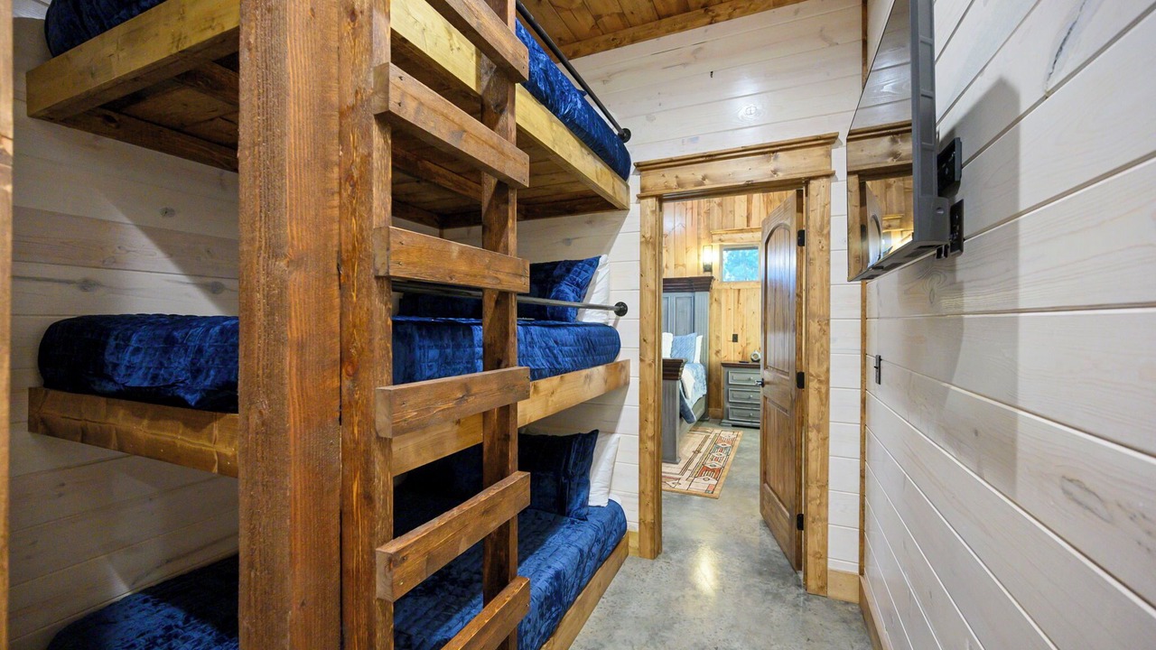 Photo of Bedroom in Pickens