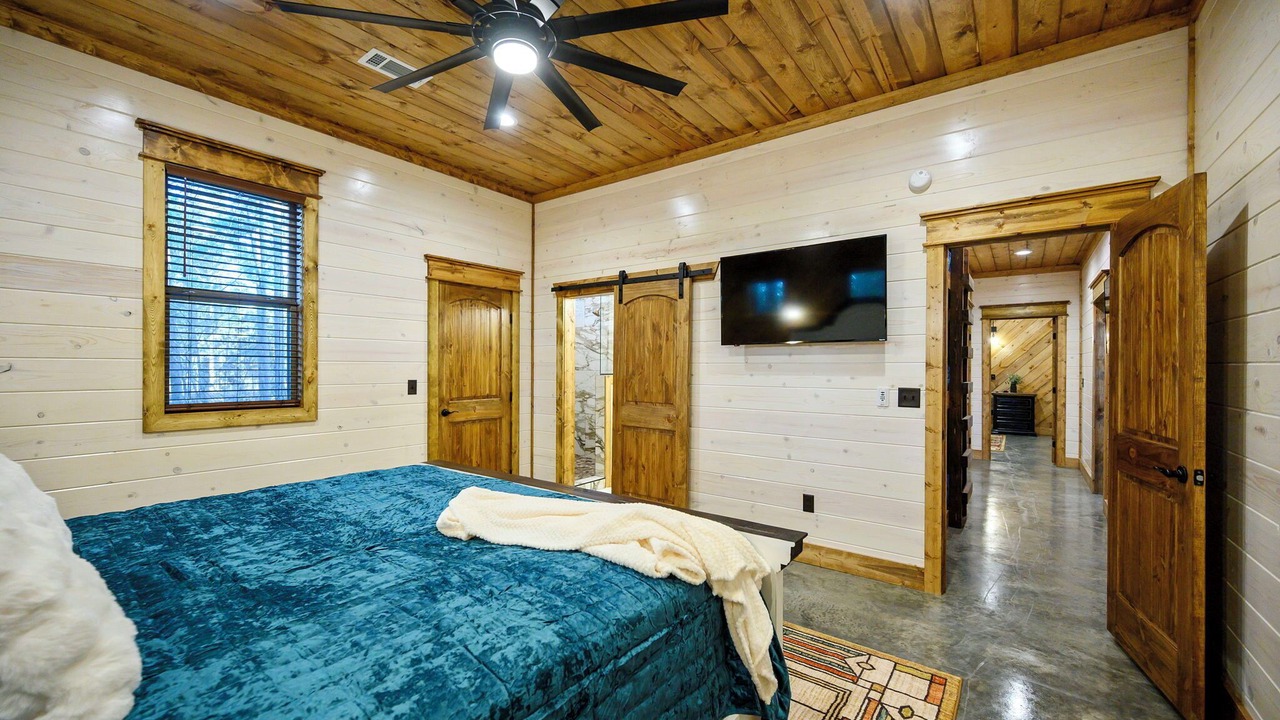 Photo of Bedroom in Pickens