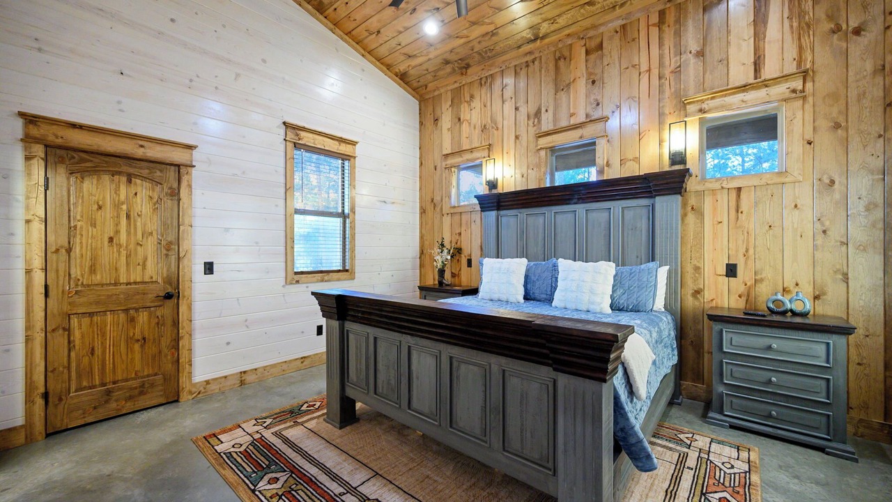 Photo of Bedroom in Pickens