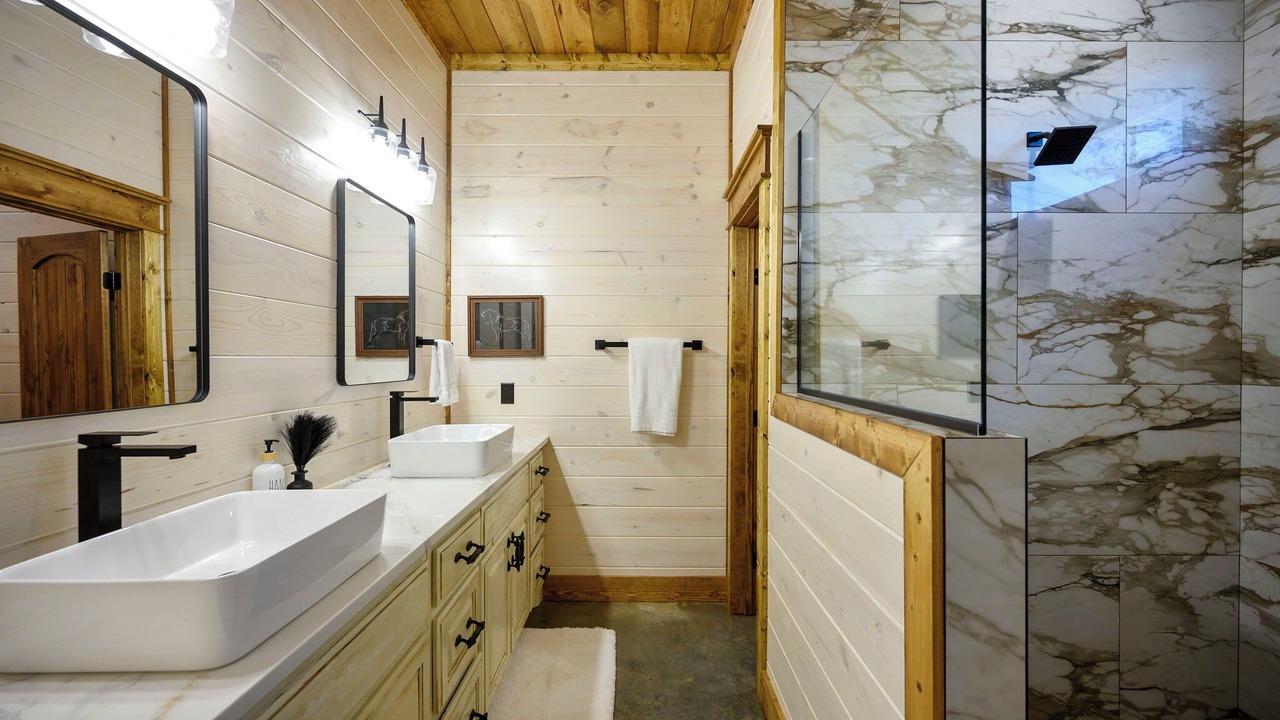 Photo of Bathroom in Pickens