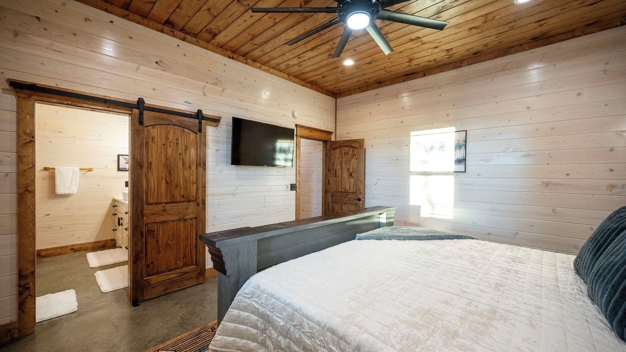 Photo of Bedroom in Pickens